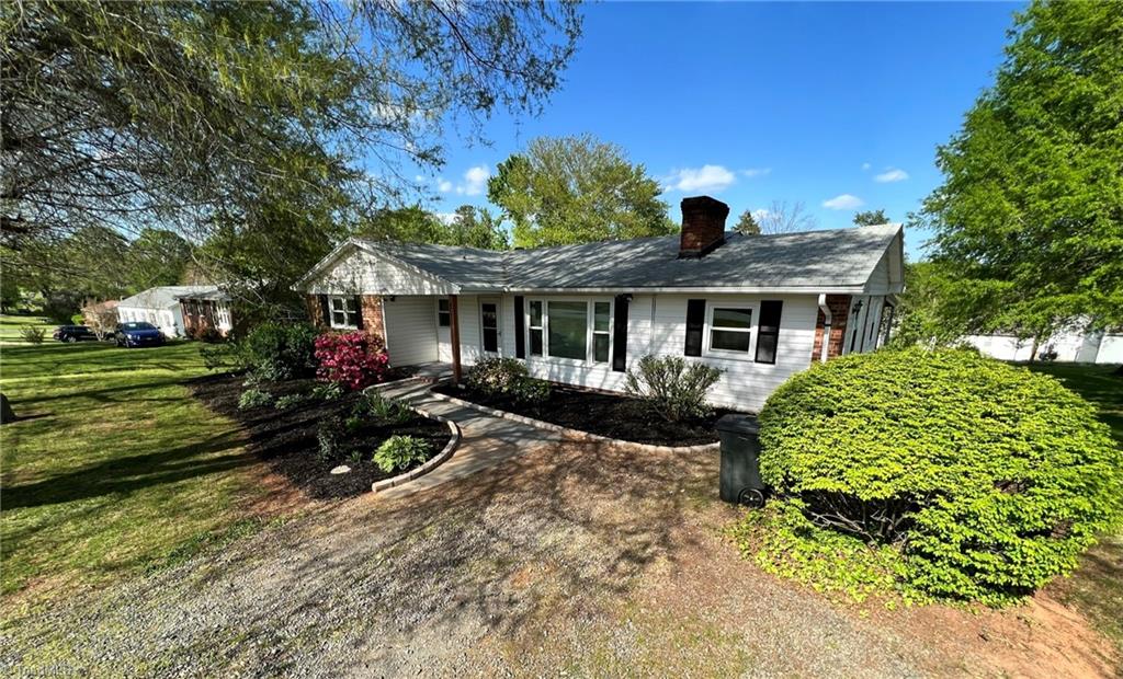4071 Transou Road Pfafftown, NC 27040 - Photo 1 of 22 Front