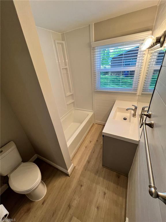 4071 Transou Road Pfafftown, NC 27040 - Photo 11 of 22 Full Hall Bath