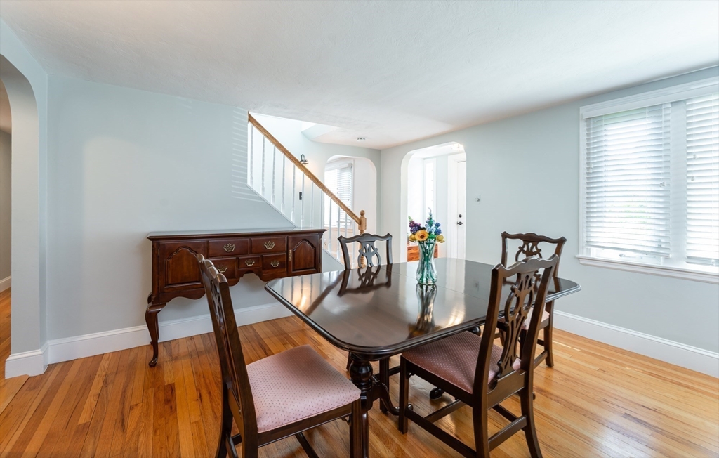 9 Tyler Road Beverly, MA 01915 - Photo 4 of 36 Gallery Image 4