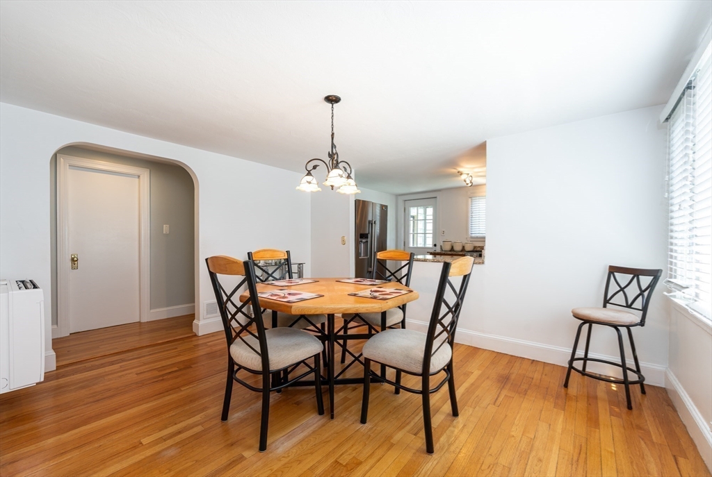 9 Tyler Road Beverly, MA 01915 - Photo 10 of 36 Gallery Image 10