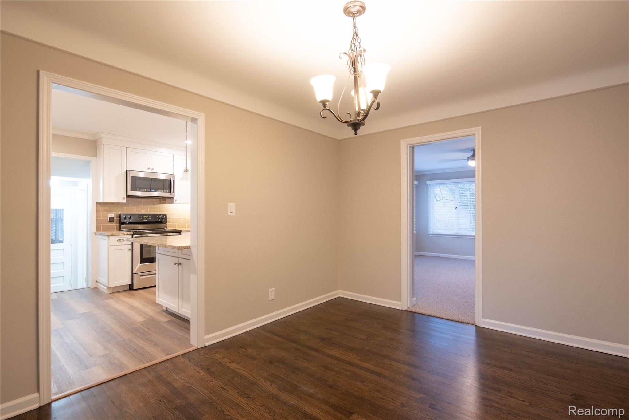 1699 Littlestone Road Grosse Pointe, MI 48236 - Photo 12 of 54 Littlestone 1699 - 9.jpg