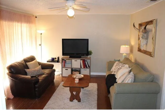 $1,050 | 3506 26th Street, Lubbock, TX 79410