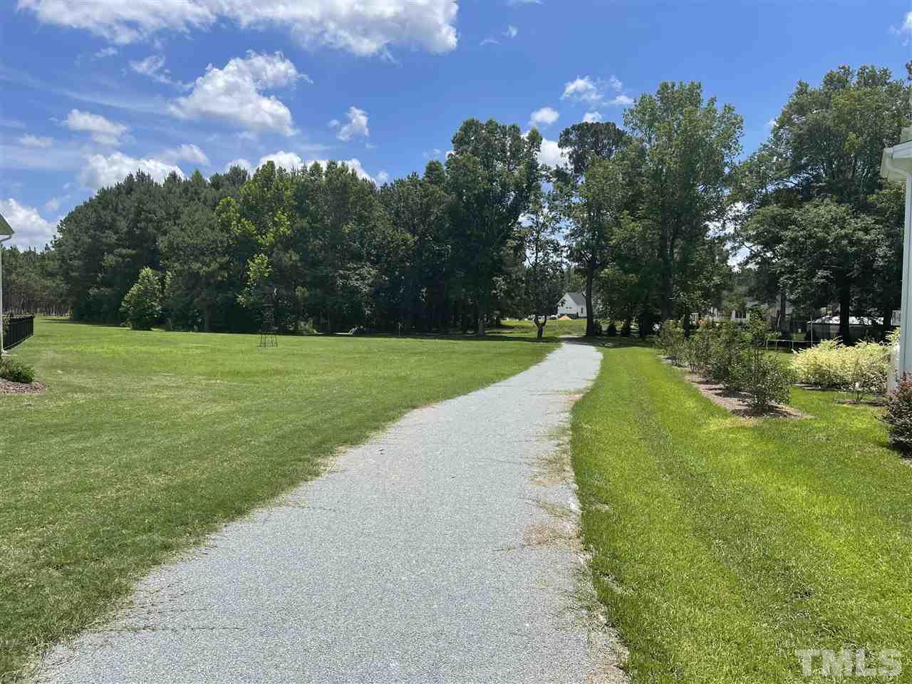 2362 Freedom Road Smithfield, NC 27577 - Photo 3 of 14 Gallery Image 3