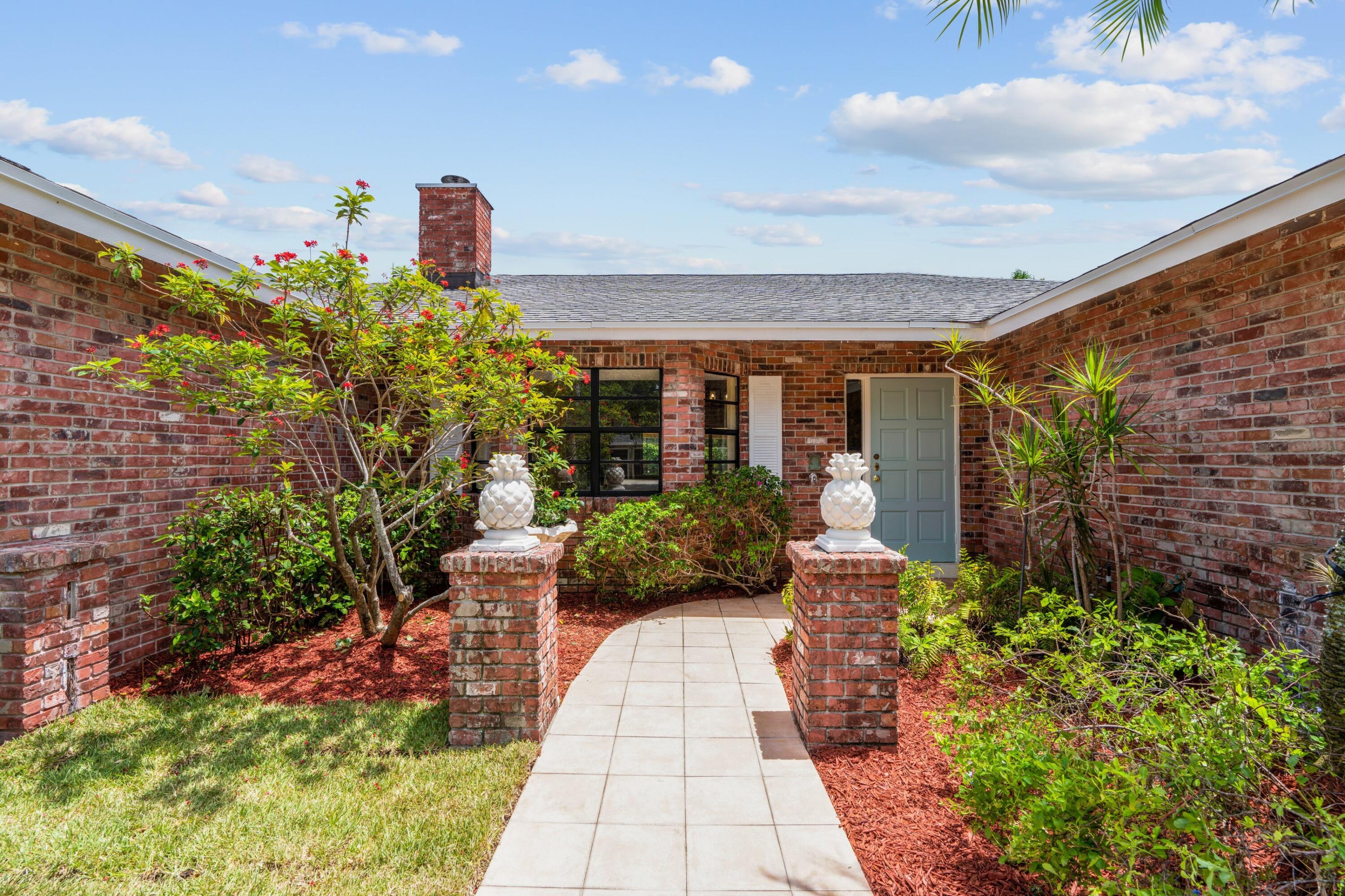 17320 Lake Park Road Boca Raton, FL 33487 - Photo 26 of 36 Front Entrance