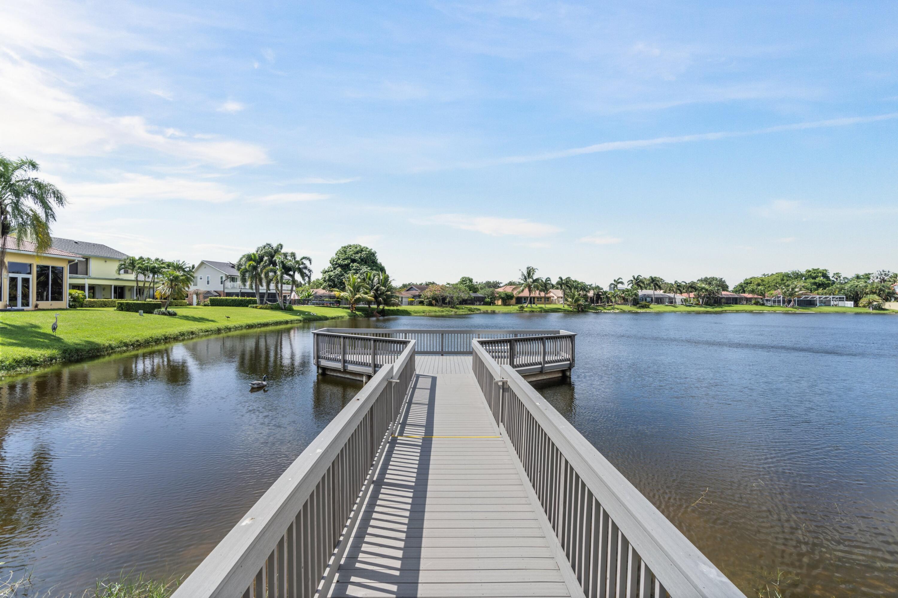 17320 Lake Park Road Boca Raton, FL 33487 - Photo 30 of 36 Pier