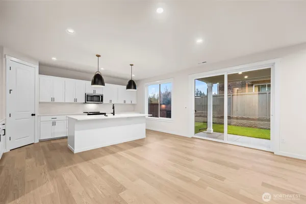 $924,950 | 19462 116th Street East, Bonney Lake, WA 98391