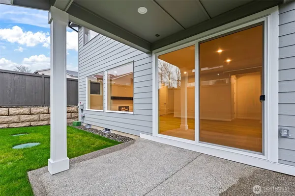 $924,950 | 19462 116th Street East, Bonney Lake, WA 98391