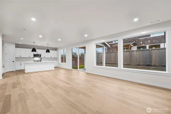 $924,950 | 19462 116th Street East, Bonney Lake, WA 98391