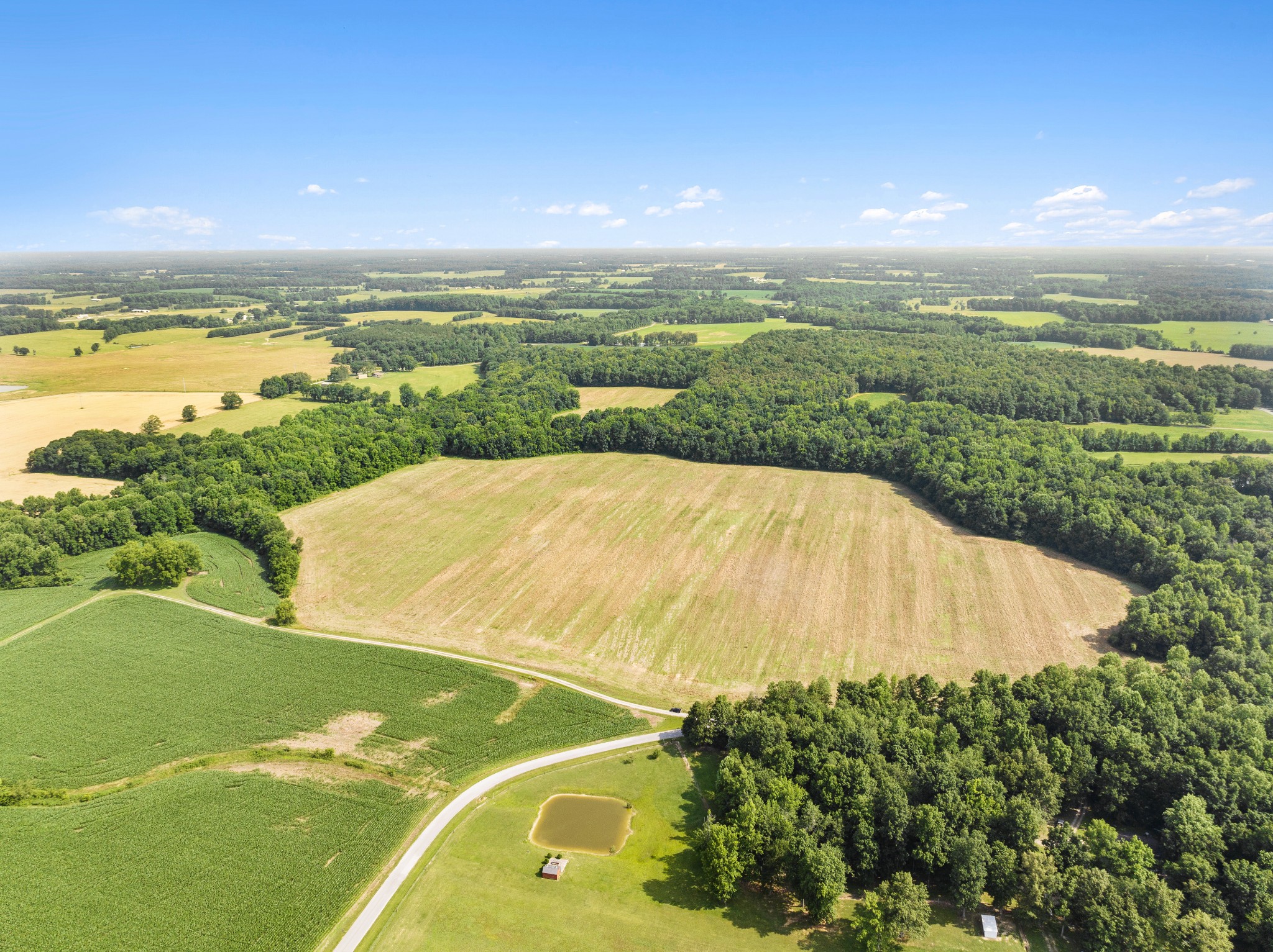 3178 Fountain Grove Road Morrison, TN 37357 - Photo 6 of 18 a view of an ocean and a city