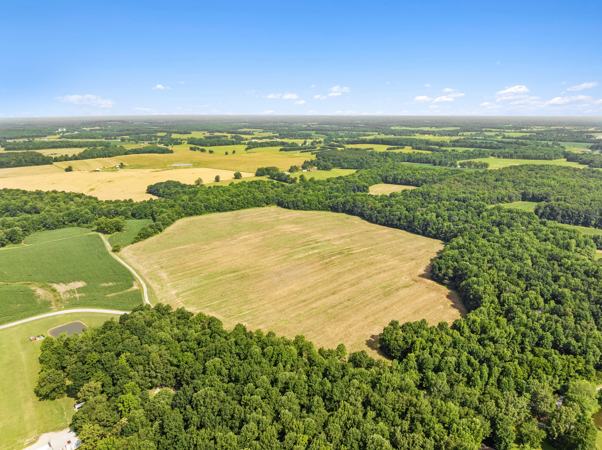 3178 Fountain Grove Road Morrison, TN 37357 - Photo 7 of 18 a view of an ocean from a building