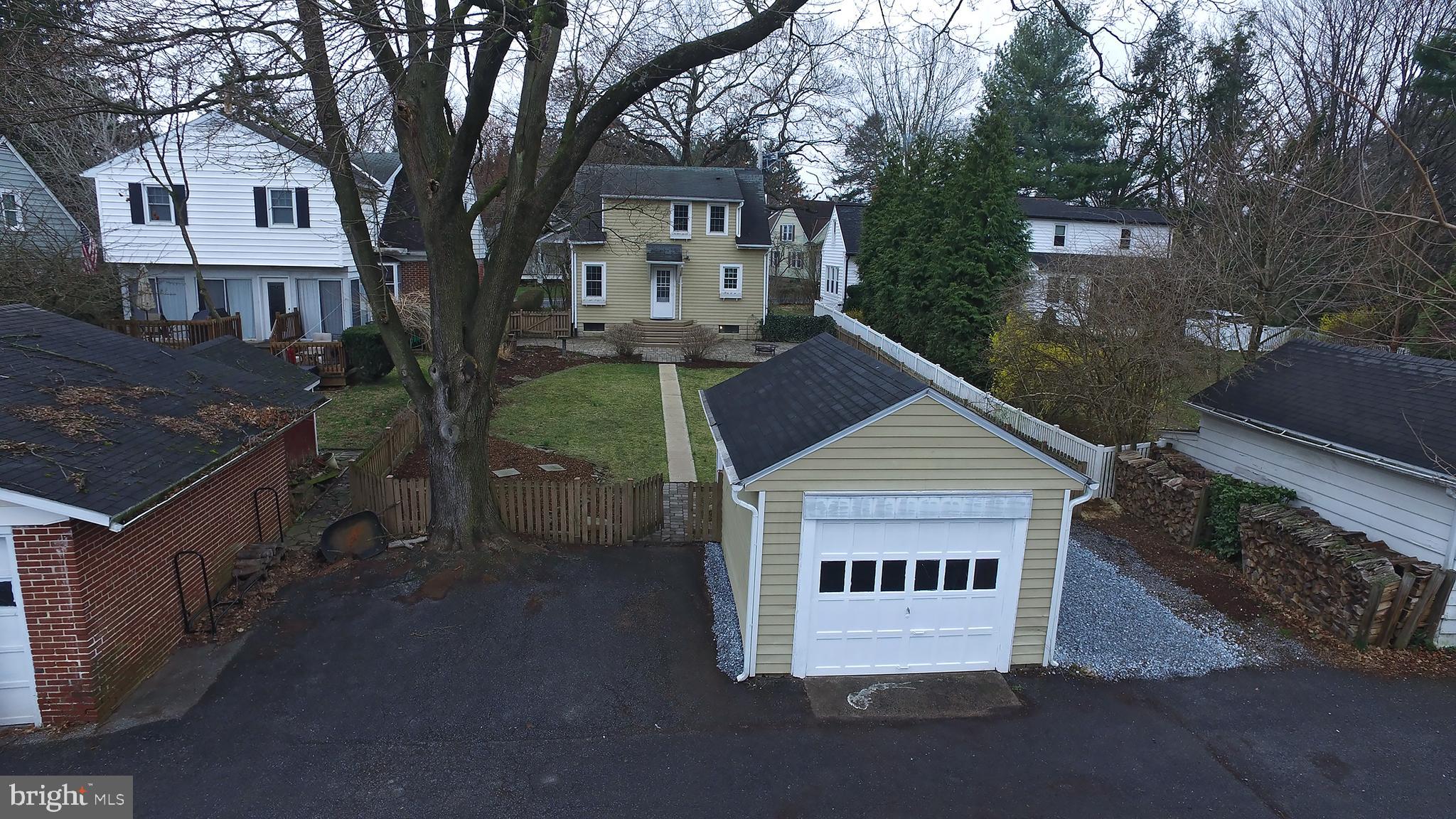 606 Pleasure Road Lancaster, PA 17601 - Photo 35 of 42 Overhead view of yard garage and parking