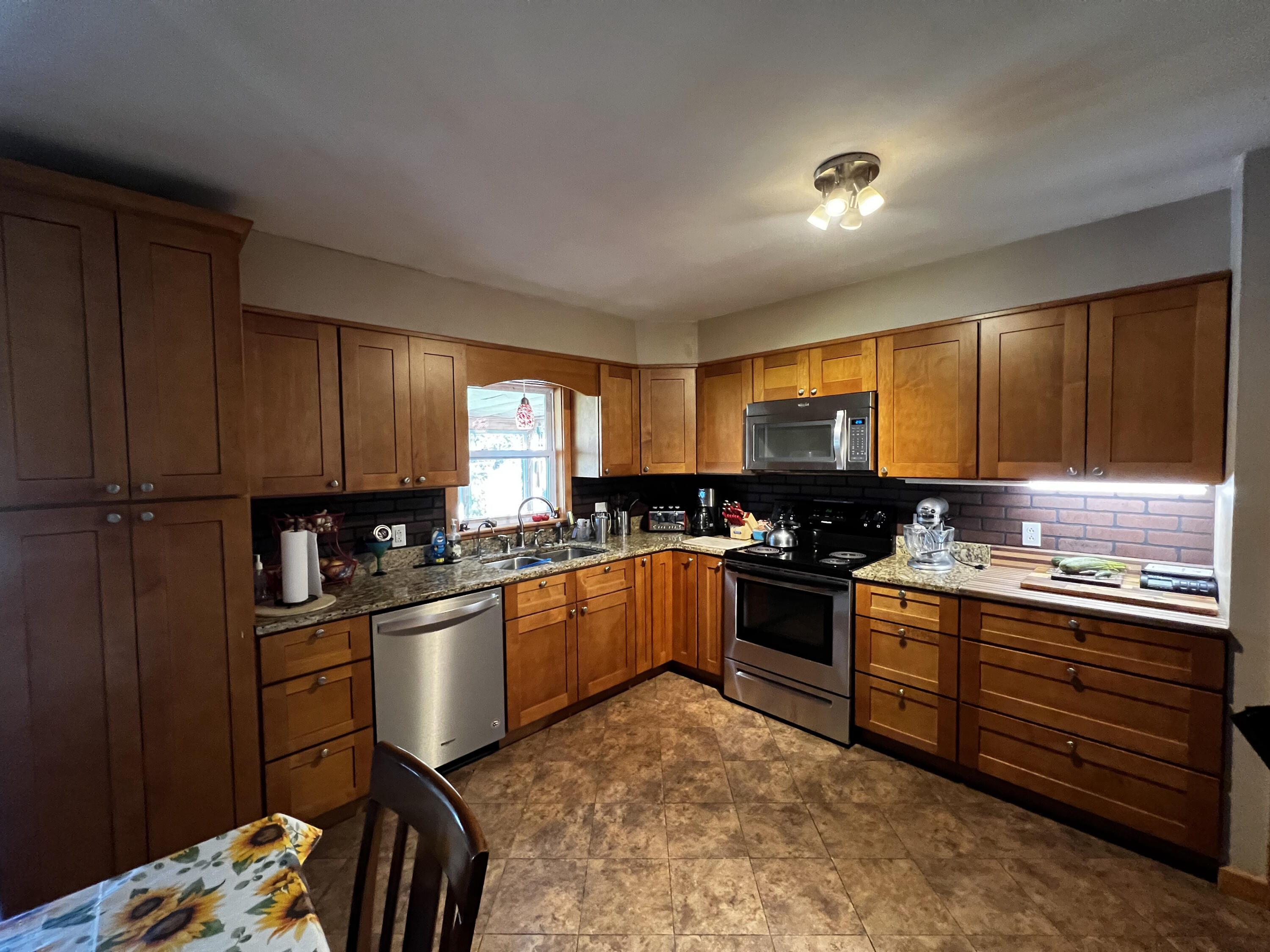 415 Main Road Bridgewater, ME 04735 - Photo 10 of 39 20220930_185653093_iOS