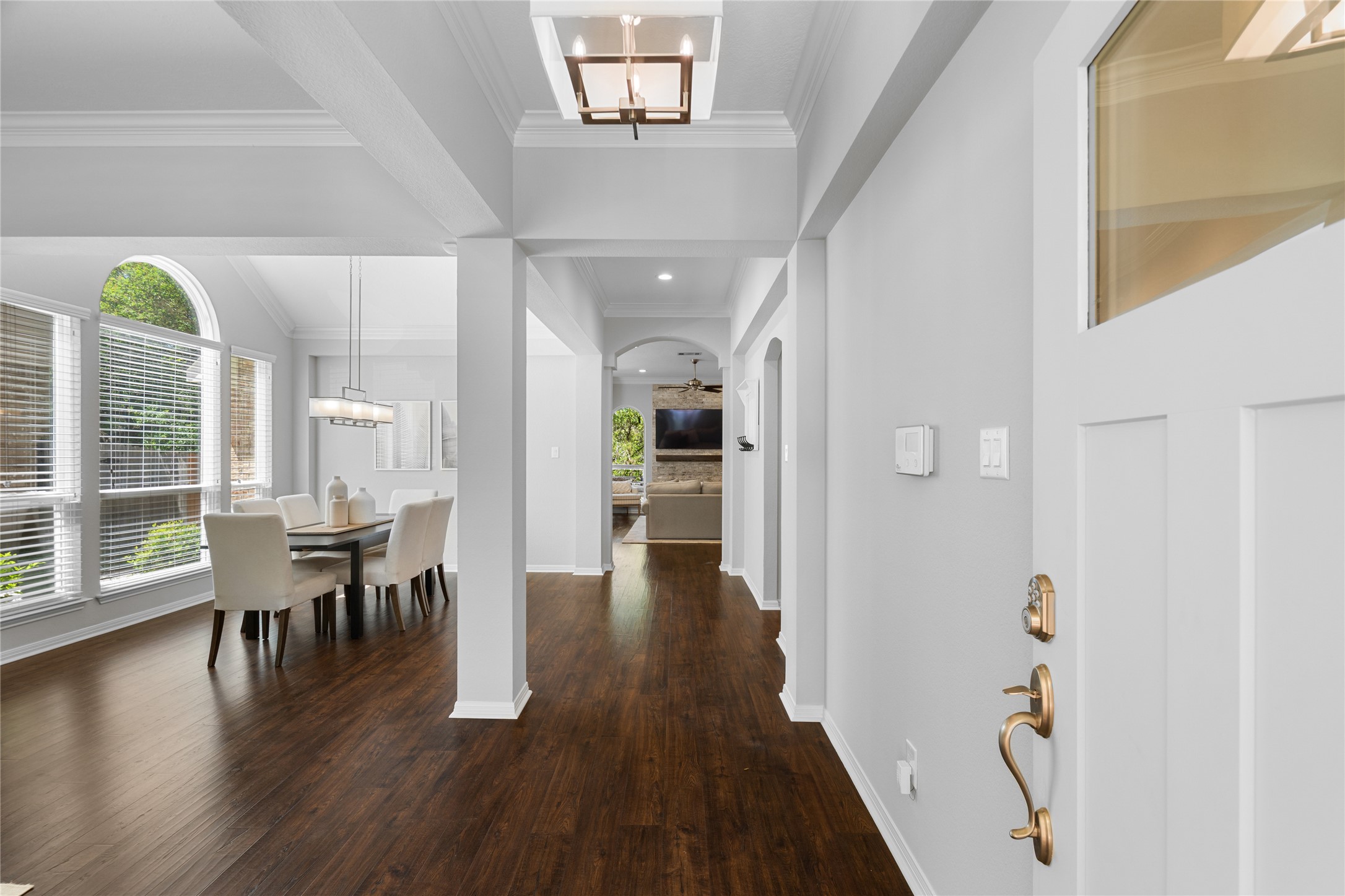 10744 Chestnut Ridge Road Austin, TX 78726 - Photo 6 of 34 Welcome Home!