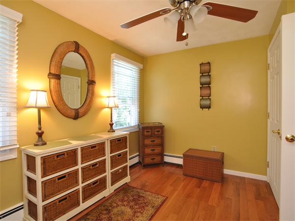 27 Hastings Road Dedham, MA 02026 - Photo 21 of 25 Gallery Image 21