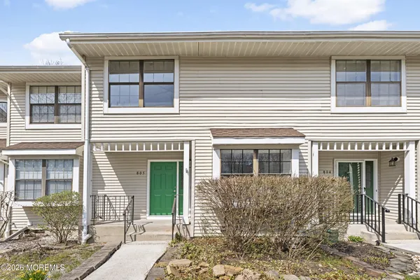 $369,999 | 805 Arlington Drive, Toms River, NJ 08755