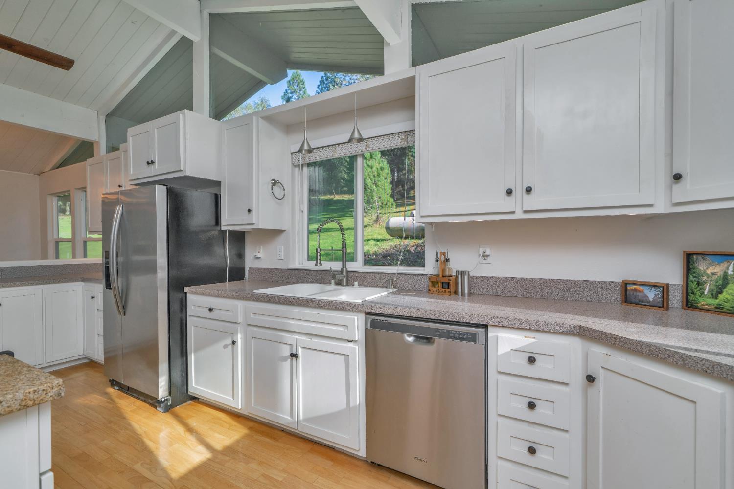 2869 Cascade Trail Cool, CA 95614 - Photo 15 of 80