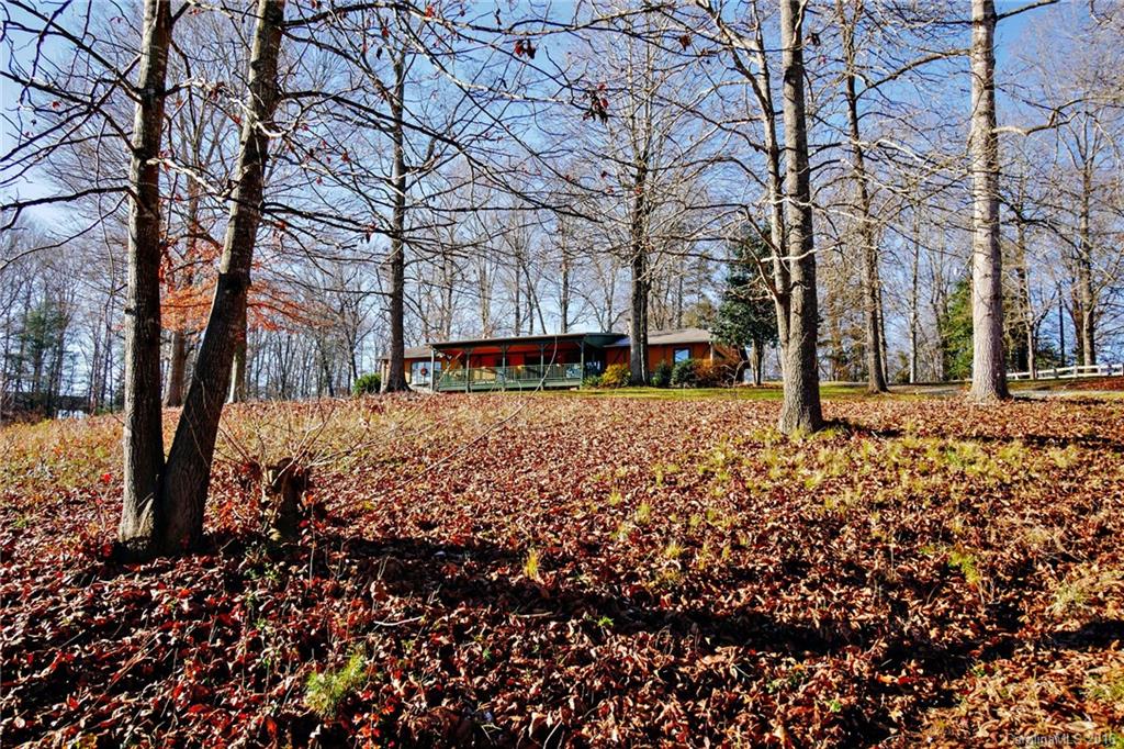 1695 Wesley Road Morganton, NC 28655 - Photo 2 of 24 Gallery Image 2