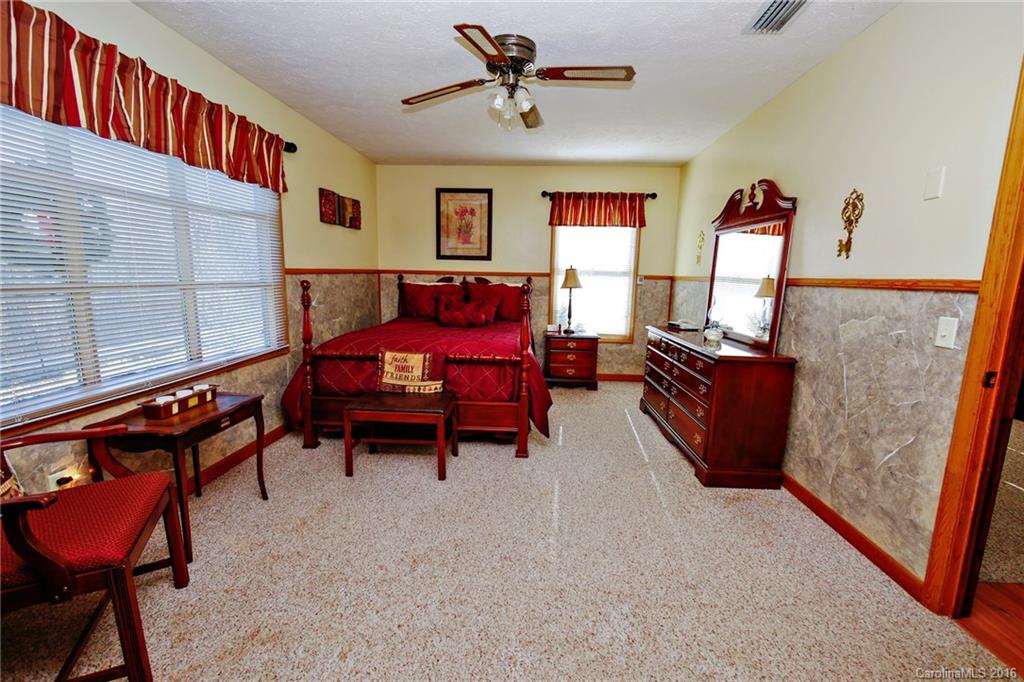 1695 Wesley Road Morganton, NC 28655 - Photo 23 of 24 Gallery Image 23
