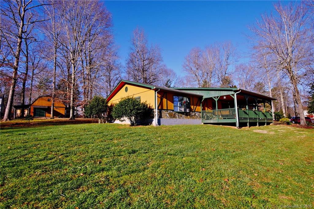 1695 Wesley Road Morganton, NC 28655 - Photo 4 of 24 Gallery Image 4