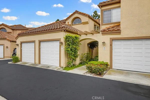 $3,300 | 41 Via Athena, Aliso Viejo, CA 92656