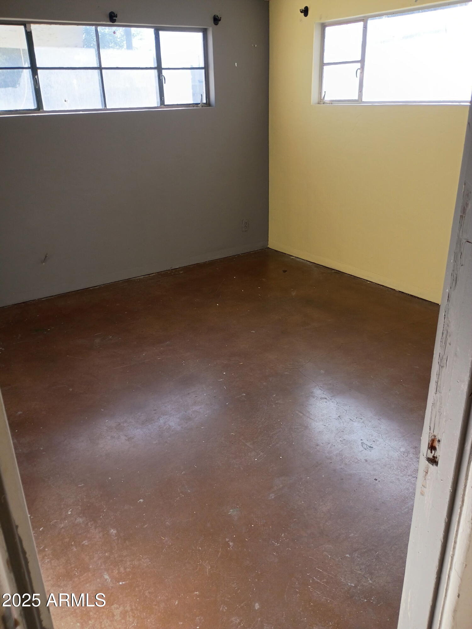 705 West 2nd Place Mesa, AZ 85201 - Photo 5 of 12 618338610485904832