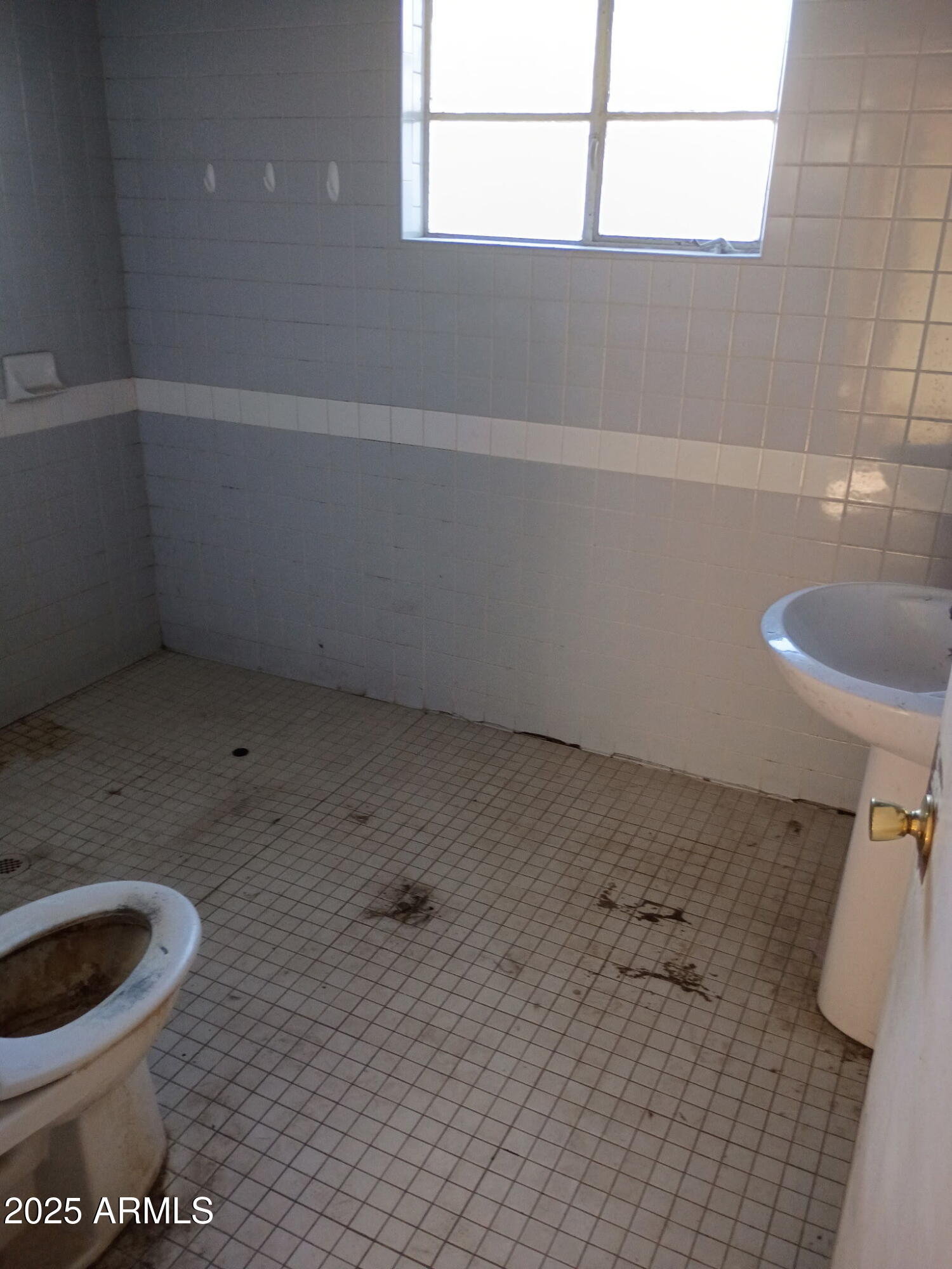 705 West 2nd Place Mesa, AZ 85201 - Photo 9 of 12 7405274156737973301