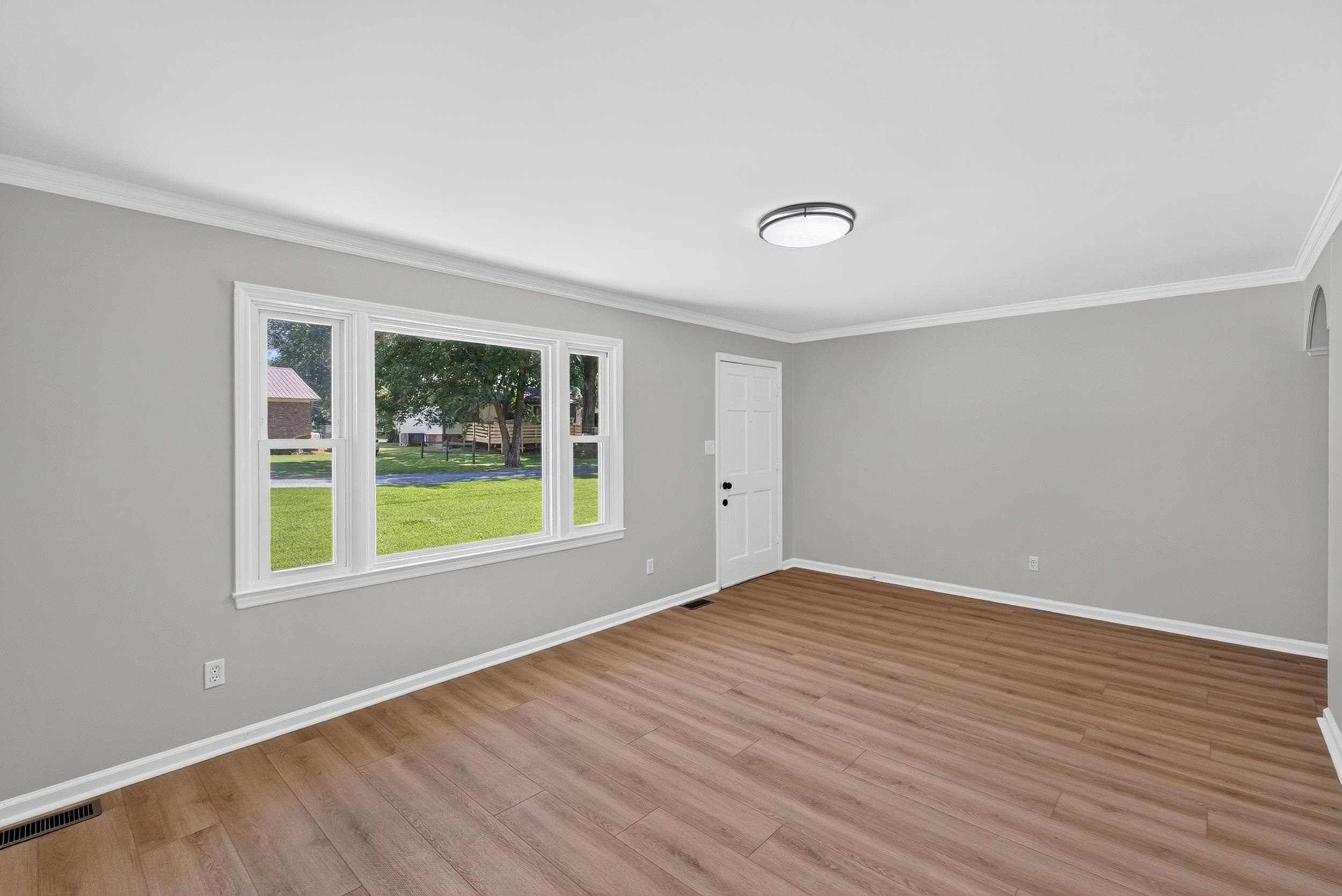 1104 South Limestone Street Gaffney, SC 29340 - Photo 10 of 35 Gallery Image 10