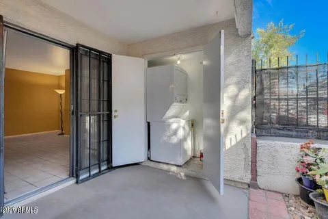 $145,000 | 3119 West Cochise Drive, Unit 136, Phoenix, AZ 85051