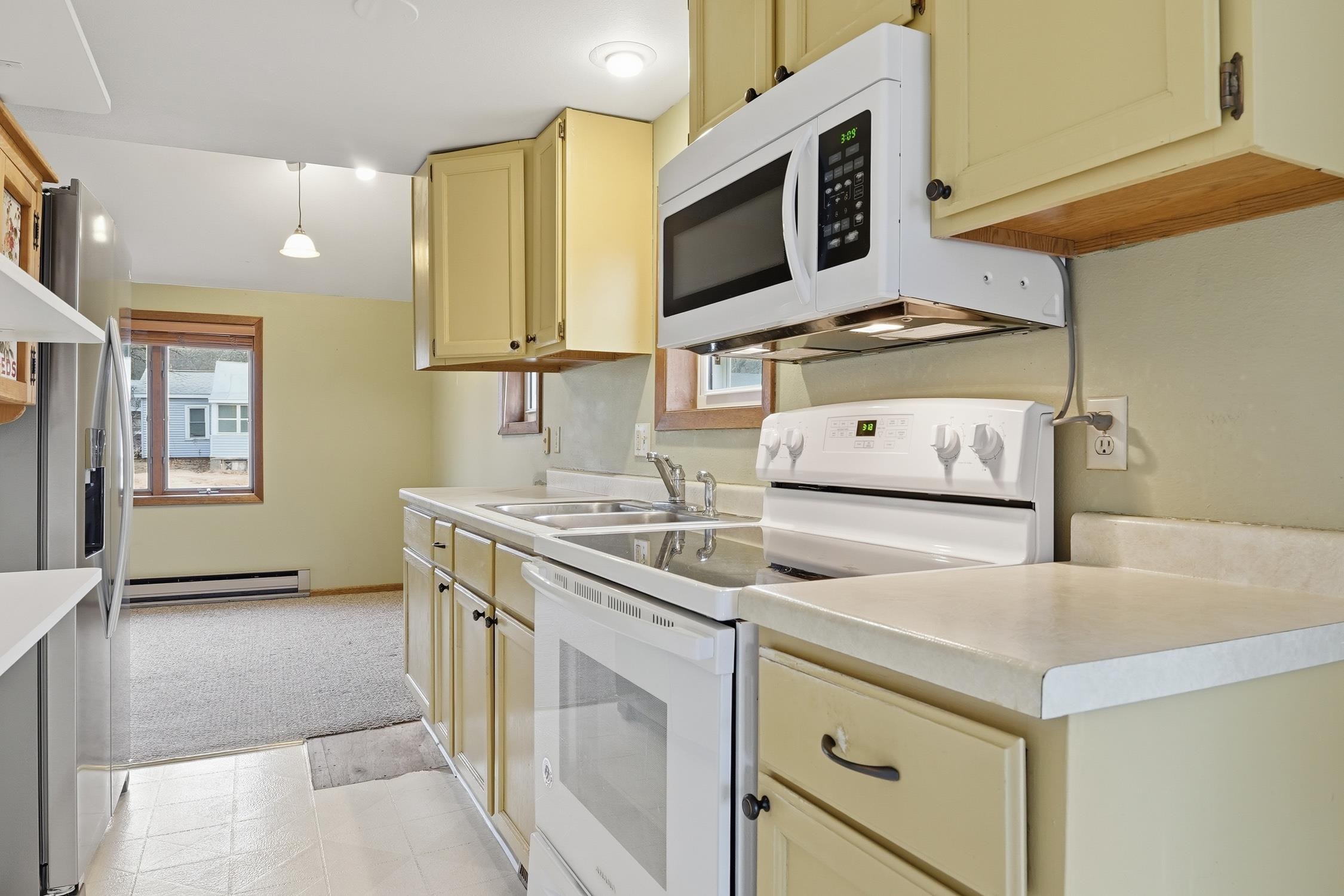 515 8th Avenue Baraboo, WI 53913 - Photo 13 of 31