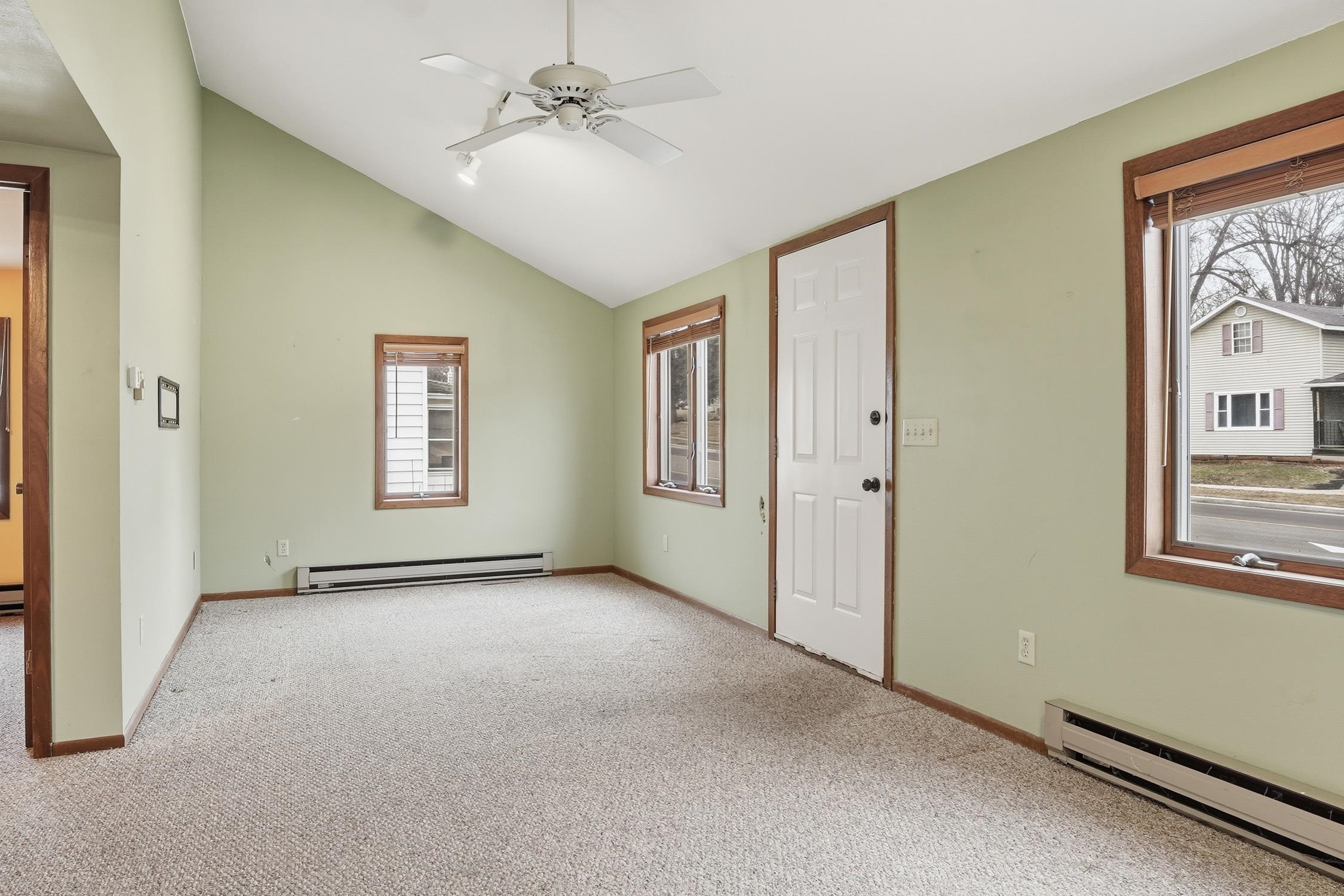 515 8th Avenue Baraboo, WI 53913 - Photo 9 of 31