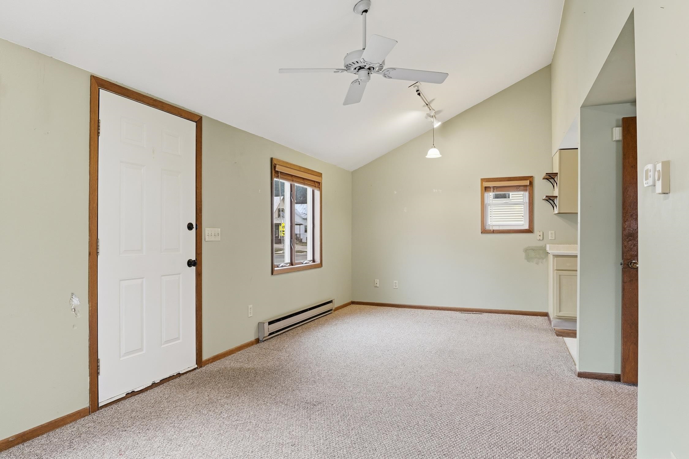 515 8th Avenue Baraboo, WI 53913 - Photo 10 of 31