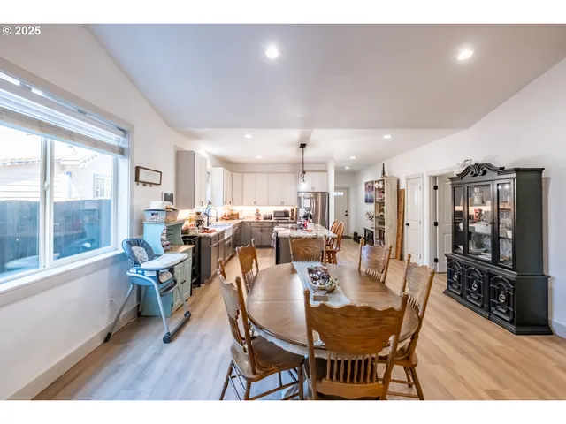 $485,000 | 547 West Fourth Street, Coquille, OR 97423