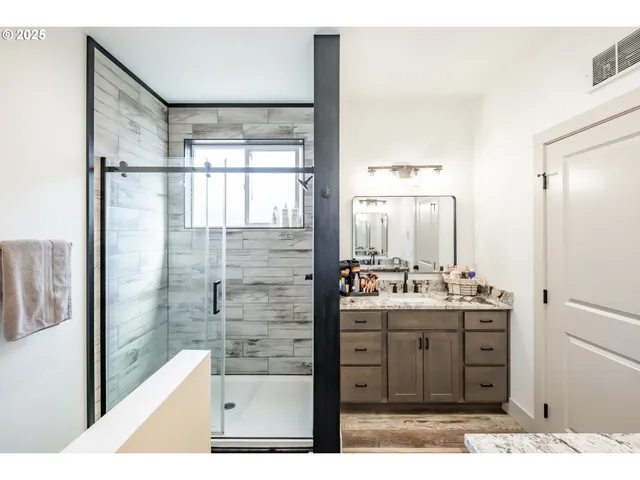 $485,000 | 547 West Fourth Street, Coquille, OR 97423