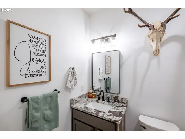 $485,000 | 547 West Fourth Street, Coquille, OR 97423