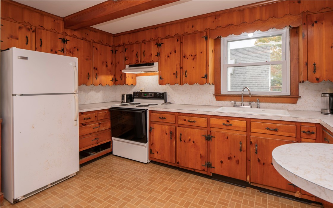 29 Eastnor Road Newport, RI 02840 - Photo 19 of 31 Gallery Image 19