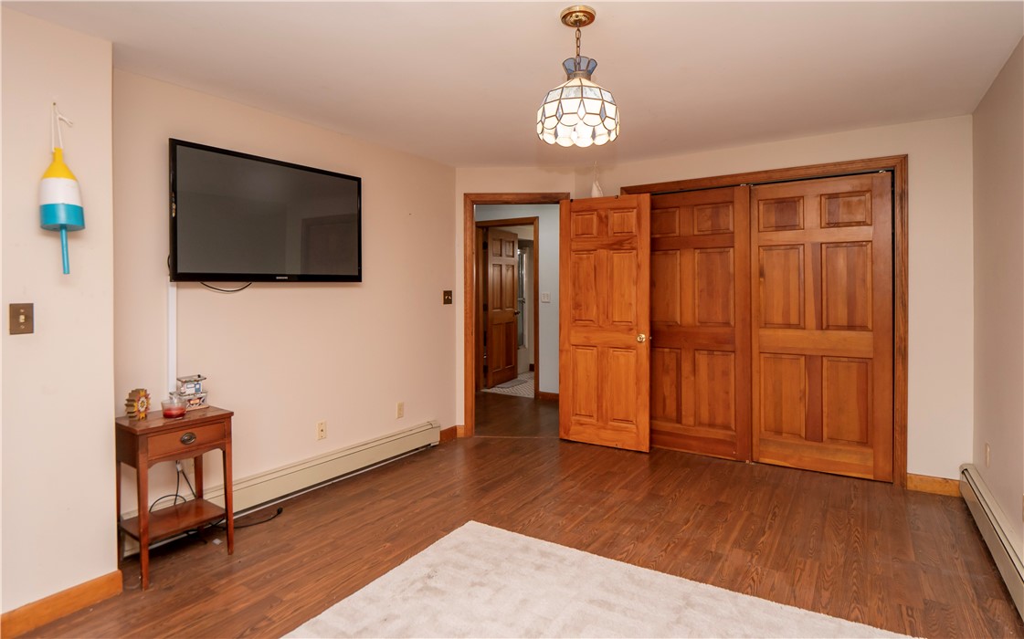 29 Eastnor Road Newport, RI 02840 - Photo 8 of 31 Gallery Image 8