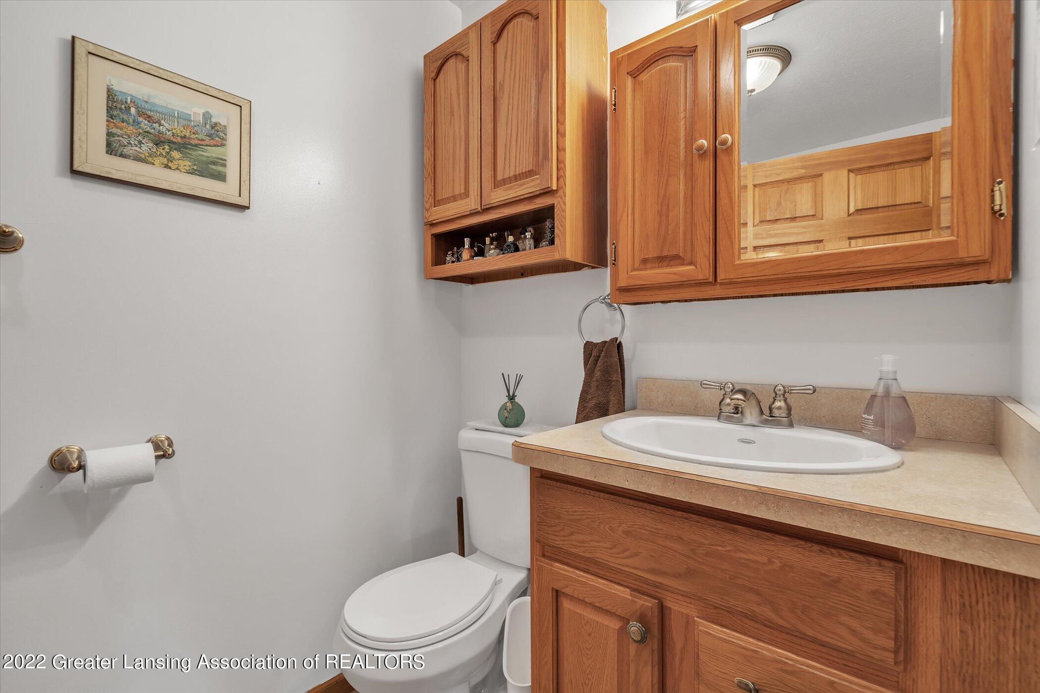 1823 East Clark Road Lansing, MI 48906 - Photo 24 of 47 24