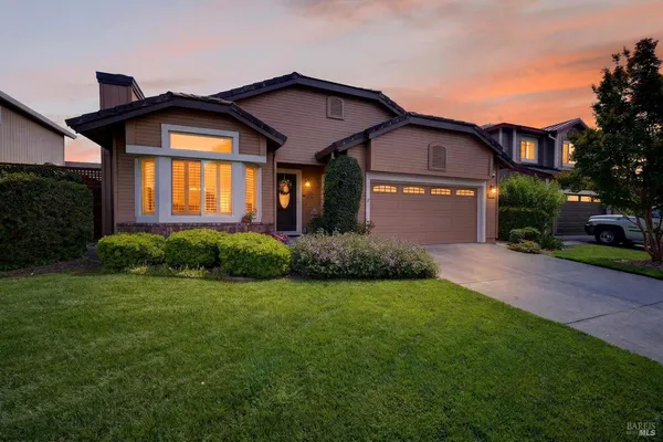 $765,000 | 8536 Planetree Drive, Windsor, CA 95492