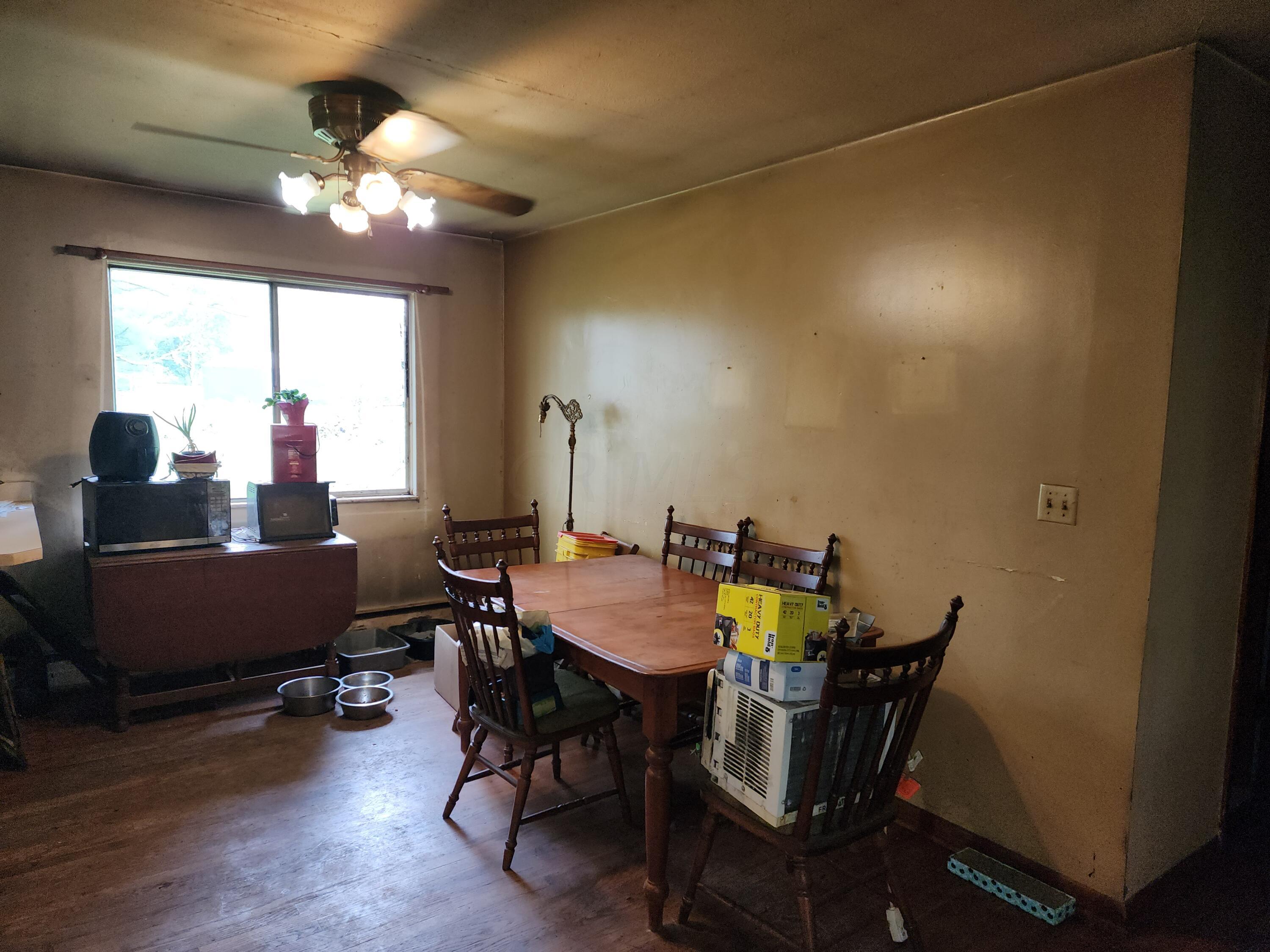 3908 South Section Line Road Delaware, OH 43015 - Photo 25 of 56 Dinette Area