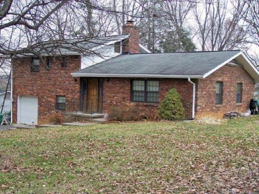 208 Clearfield Road Southwest Knoxville, TN 37922 - Photo 1 of 1 Primary Photo