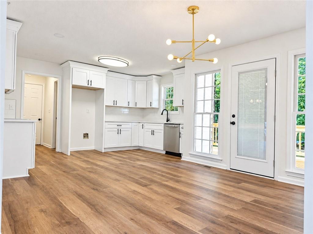 4142 Maple Lane Powder Springs, GA 30127 - Photo 10 of 27 Gallery Image 10
