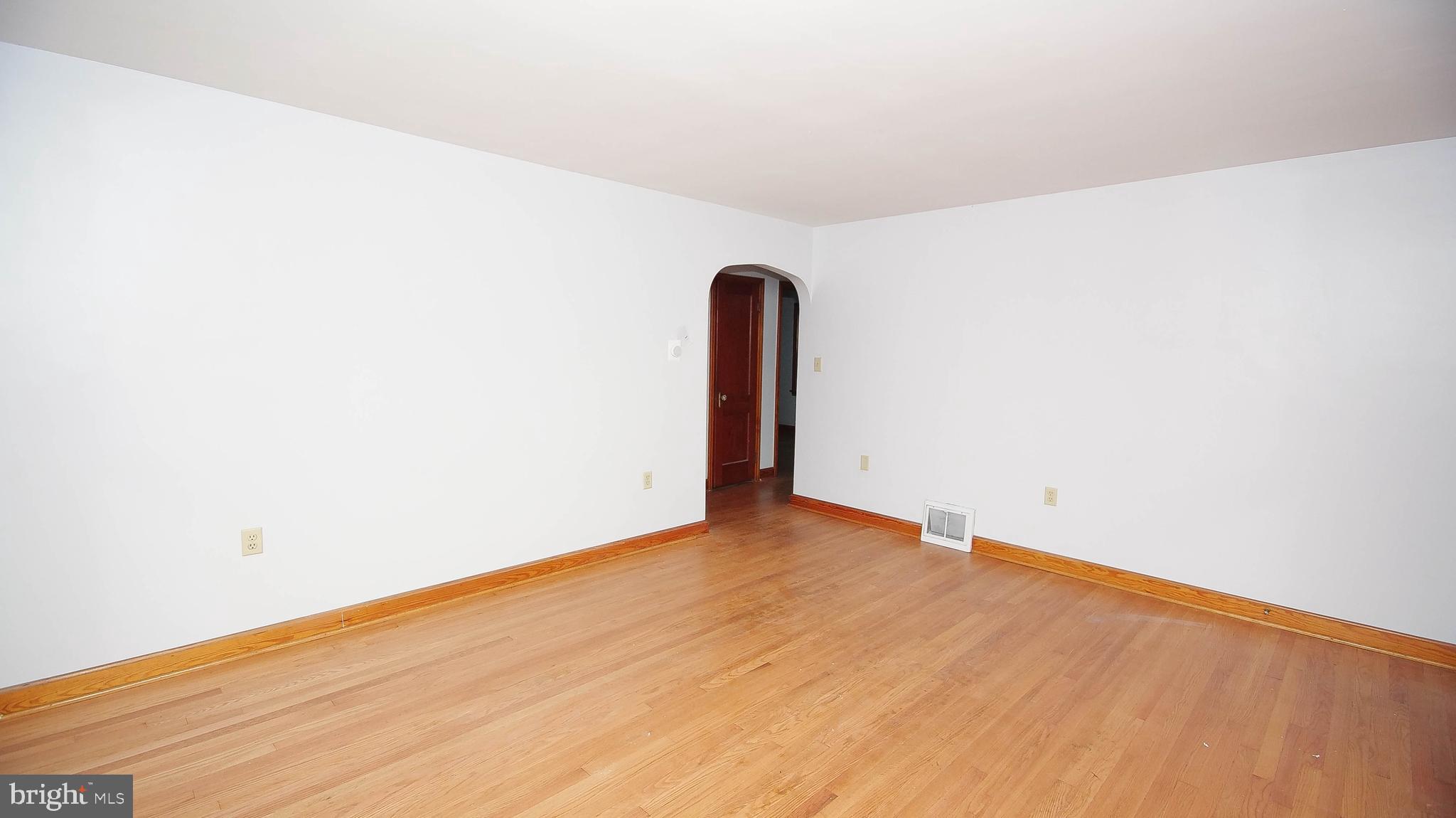 21211 San Mar Road Boonsboro, MD 21713 - Photo 4 of 42 Gallery Image 4