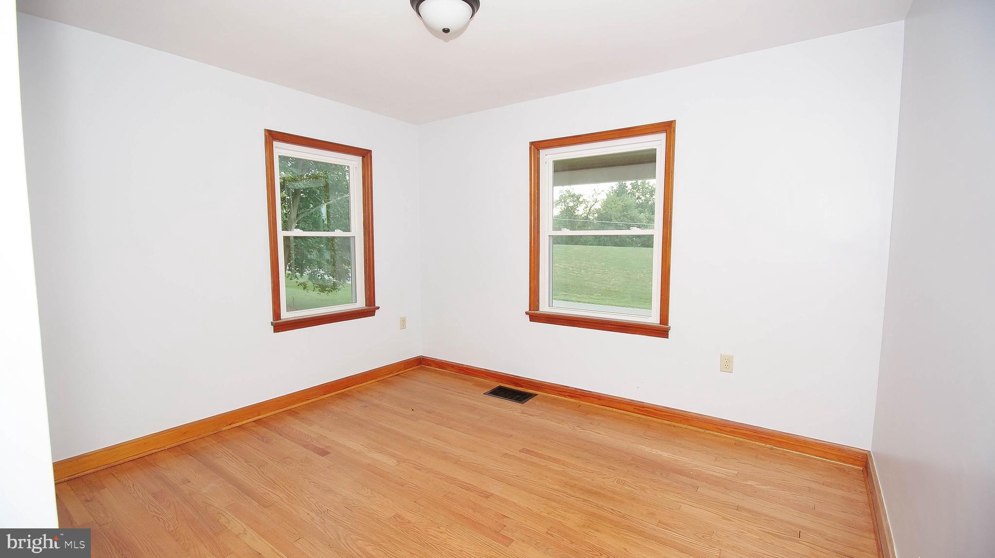 21211 San Mar Road Boonsboro, MD 21713 - Photo 8 of 42 Gallery Image 8