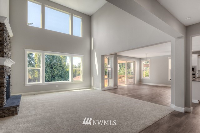 1415 241st ( 5) Place Southeast Bothell, WA 98021 - Photo 4 of 18 Gallery Image 4