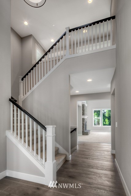 1415 241st ( 5) Place Southeast Bothell, WA 98021 - Photo 6 of 18 Gallery Image 6