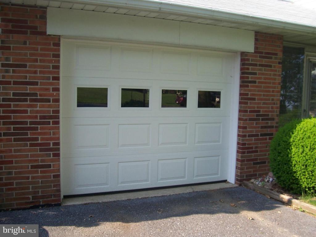 909 Cardinal Road Lancaster, PA 17601 - Photo 15 of 16 Gallery Image 15