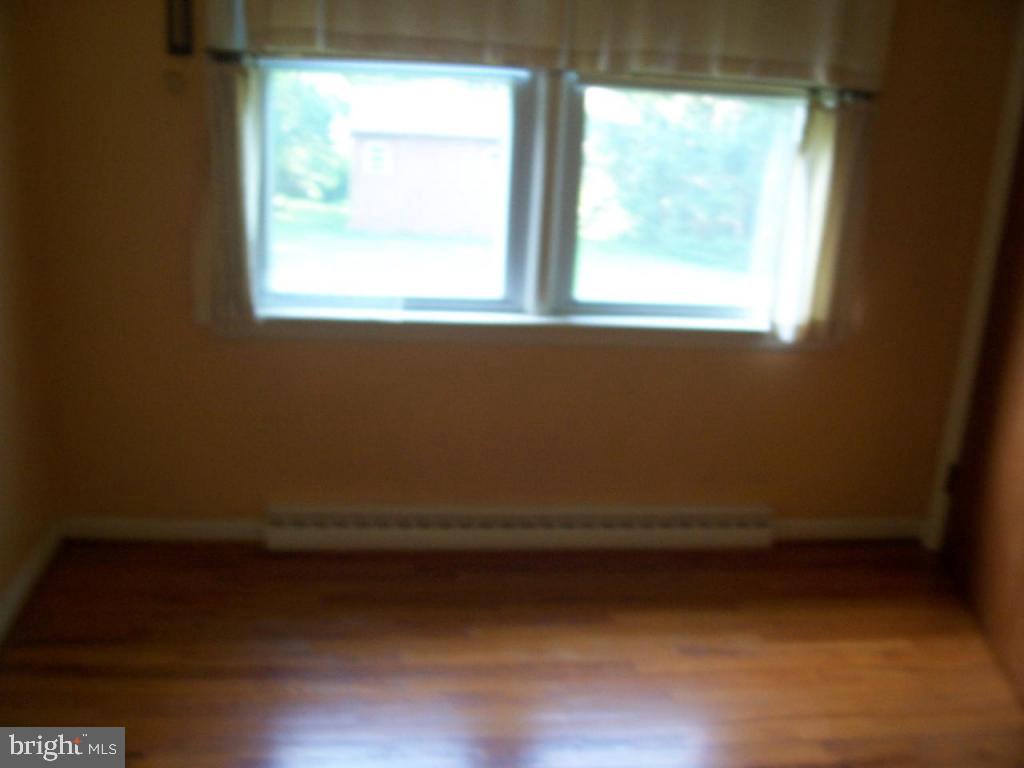 909 Cardinal Road Lancaster, PA 17601 - Photo 8 of 16 Gallery Image 8