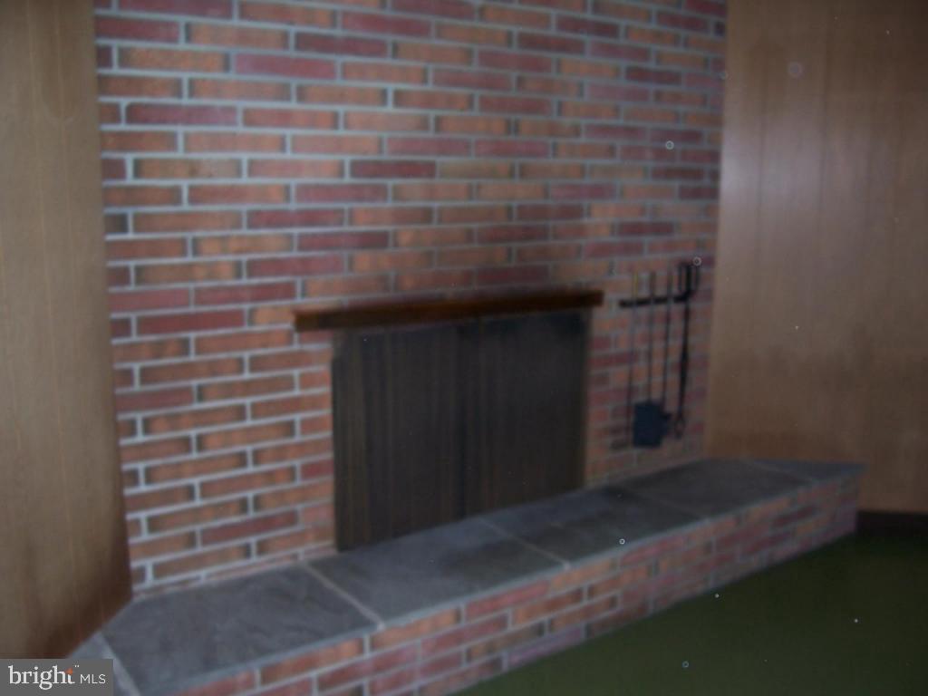 909 Cardinal Road Lancaster, PA 17601 - Photo 10 of 16 Gallery Image 10