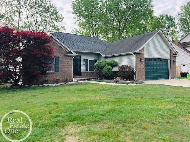 101 Rella Rae Avenue Marysville, MI 48040 - Photo 2 of 56