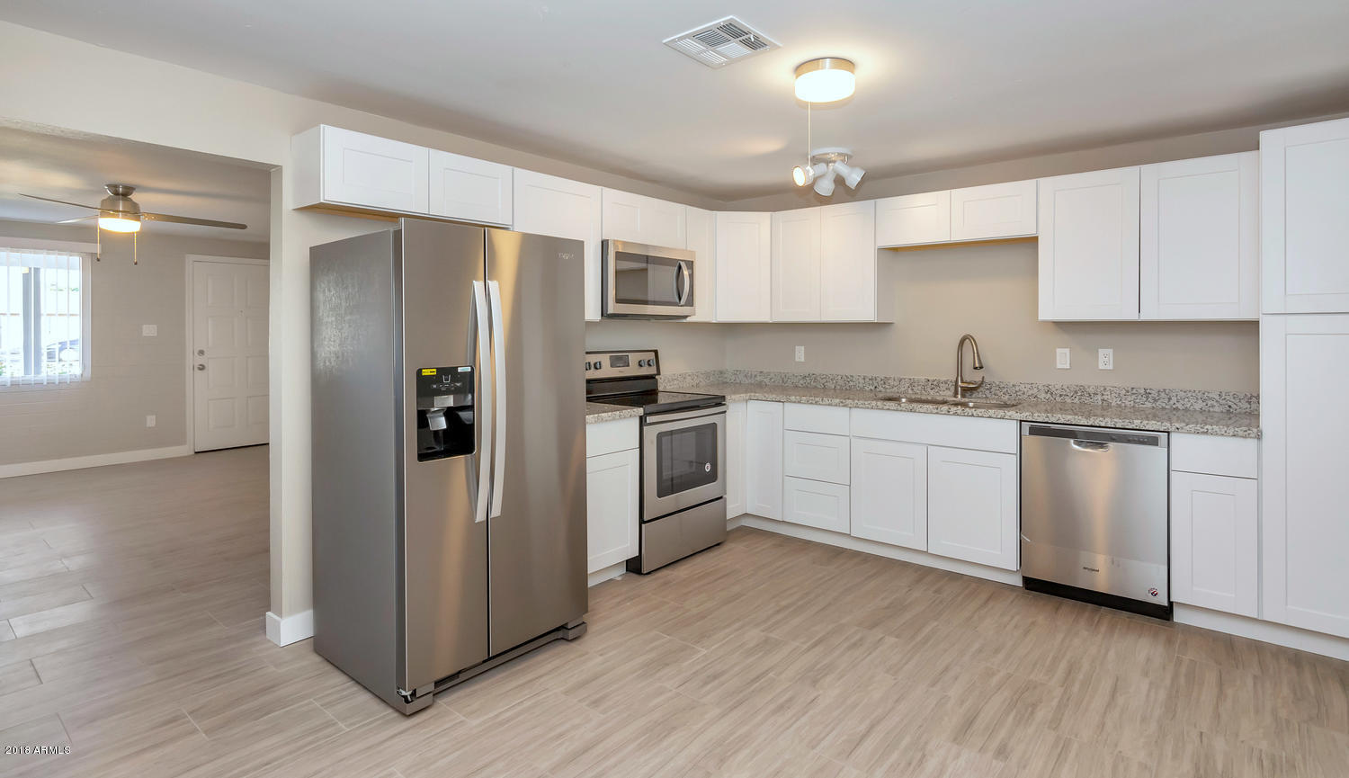 3527 East Thunderbird Road Phoenix, AZ 85032 - Photo 1 of 18 3527 E Thunderbird Rd-large-007-7-Kitche